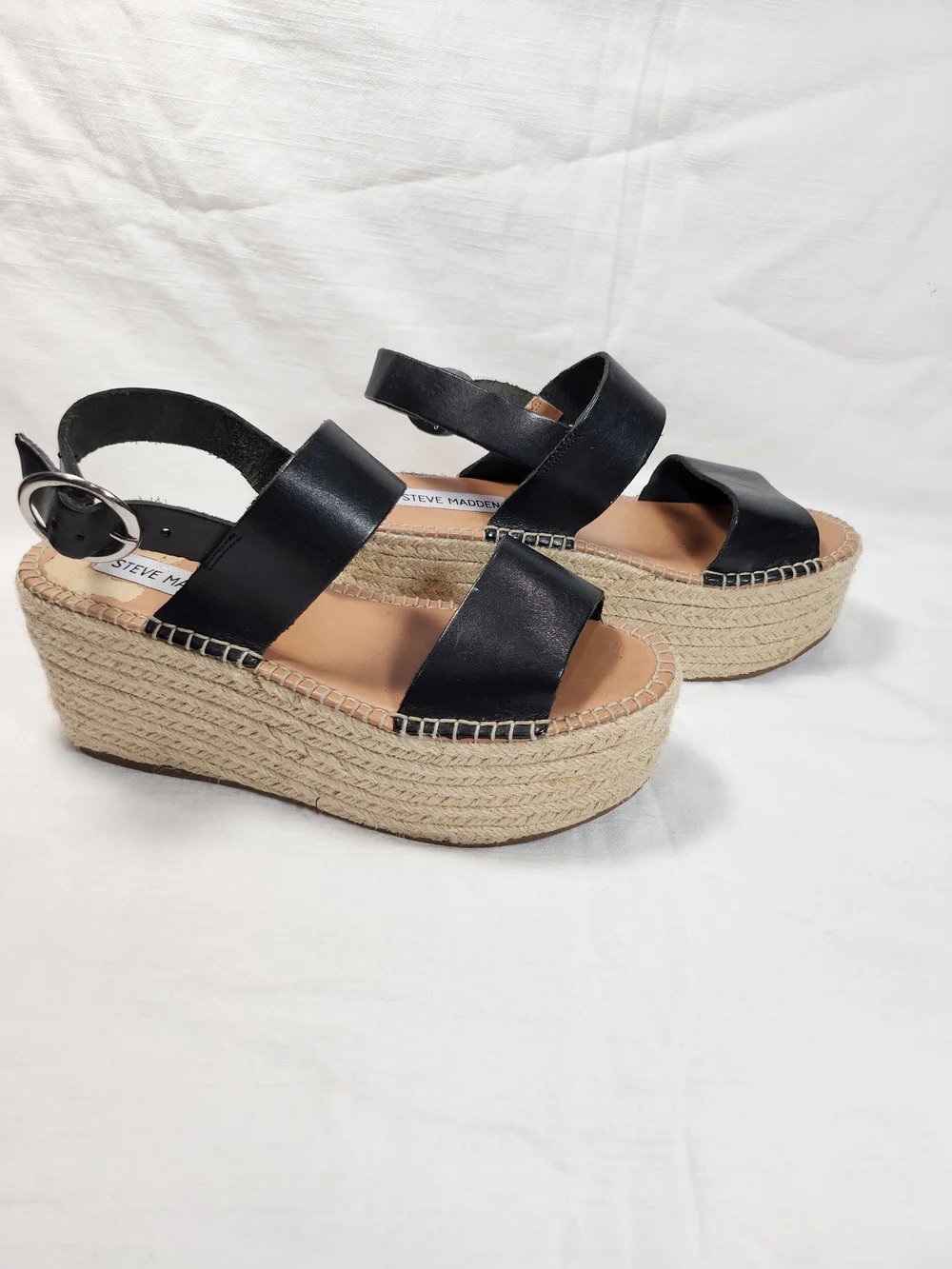 Steve Madden note small
